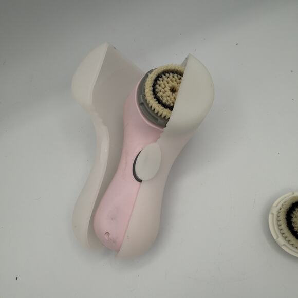 Clarisonic Mia 2 Sonic Facial Skin Cleansing Brush System Pink , Rechargeable - Picture 4 of 4